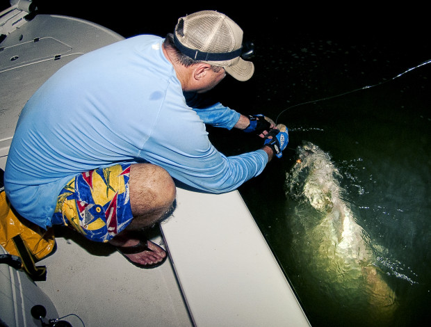 Crews-Boatside-AFTCO-Tarpon-620x470 July Fishing Report - Photo Review 2014 Reports Fishing Reports  